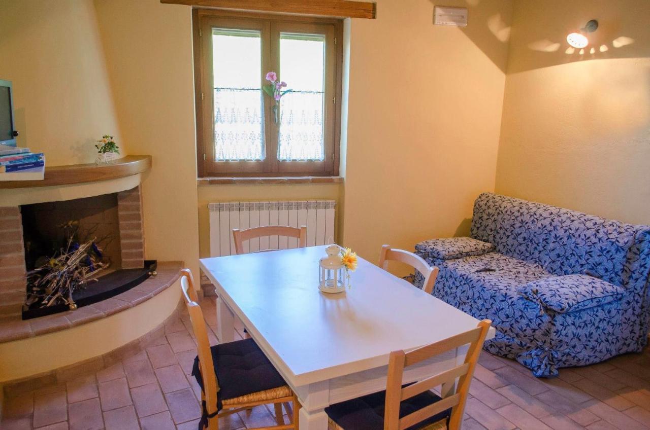 Agriturismo Pompagnano Bagian luar foto
